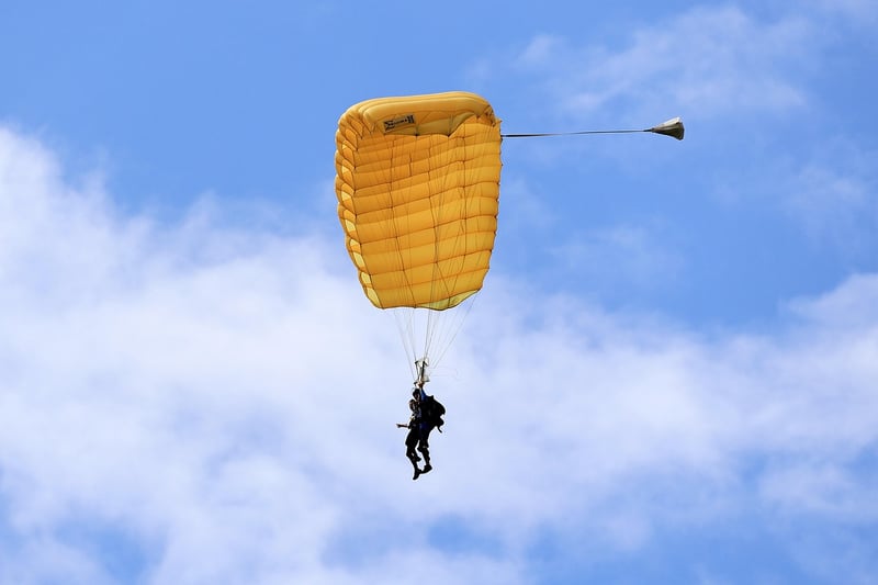 Tandem Skydiving